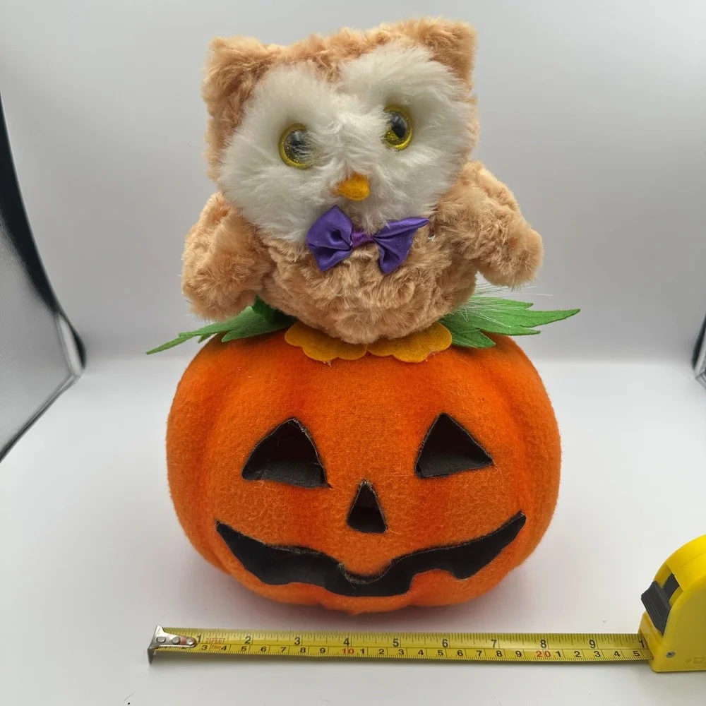 Avon Halloween Plush Owl on Jack O Lantern Pumpkin Light Up Decor Halloween Fall